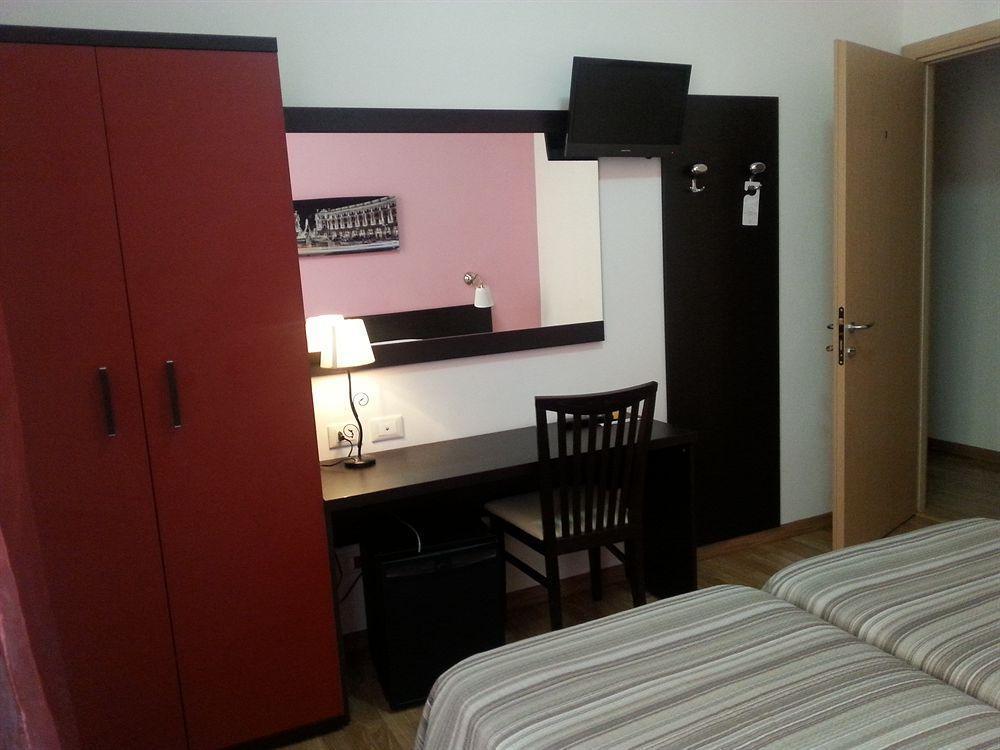 B&B Manzoni Holidays Roma Dış mekan fotoğraf