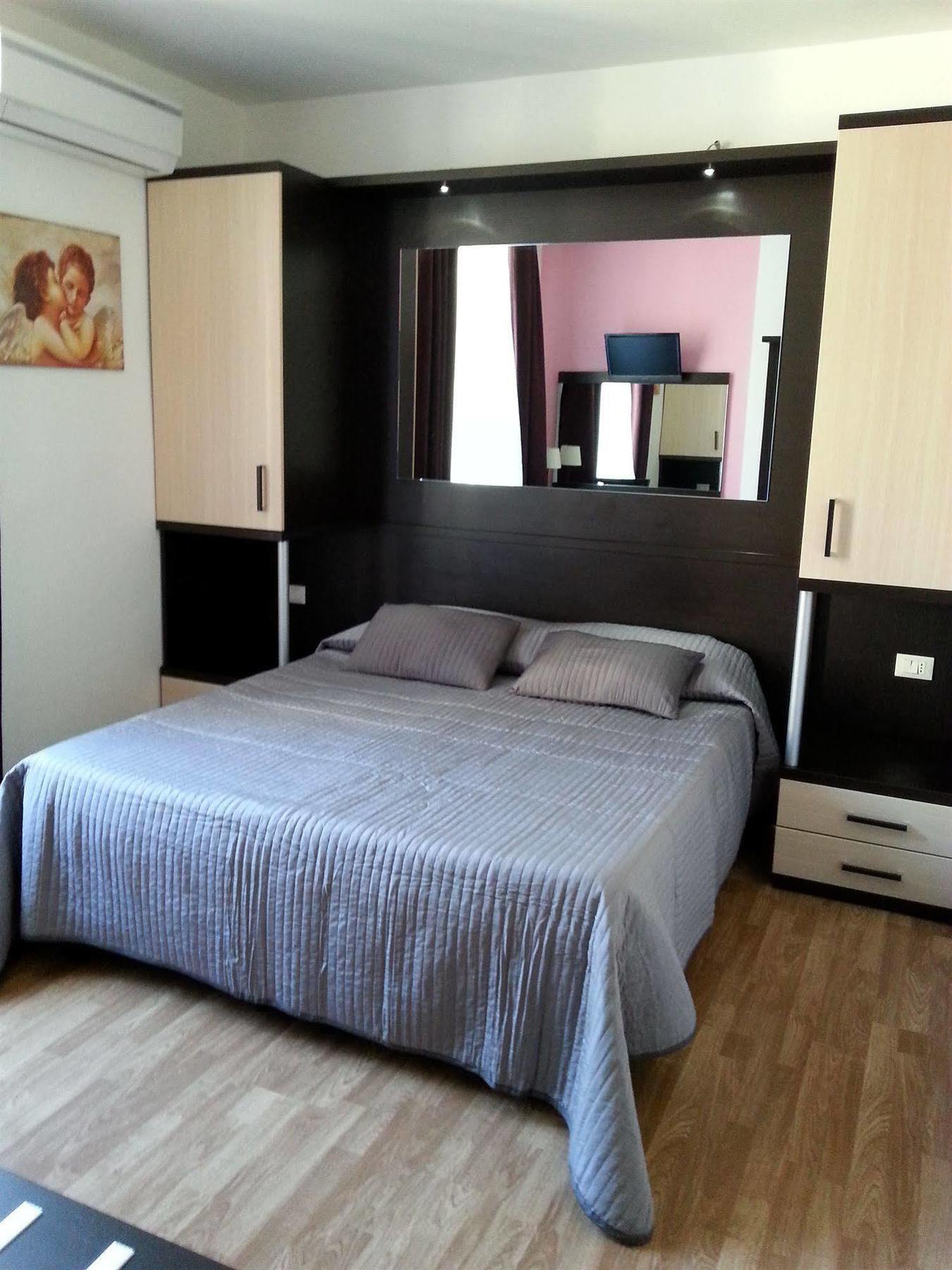 B&B Manzoni Holidays Roma Dış mekan fotoğraf